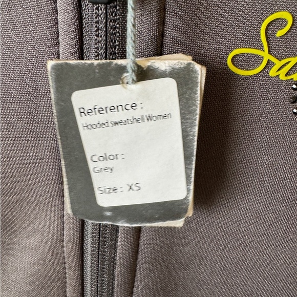 NWT Samshield Limited Edition Gray Zip Up Jacket - Picture 3 of 6